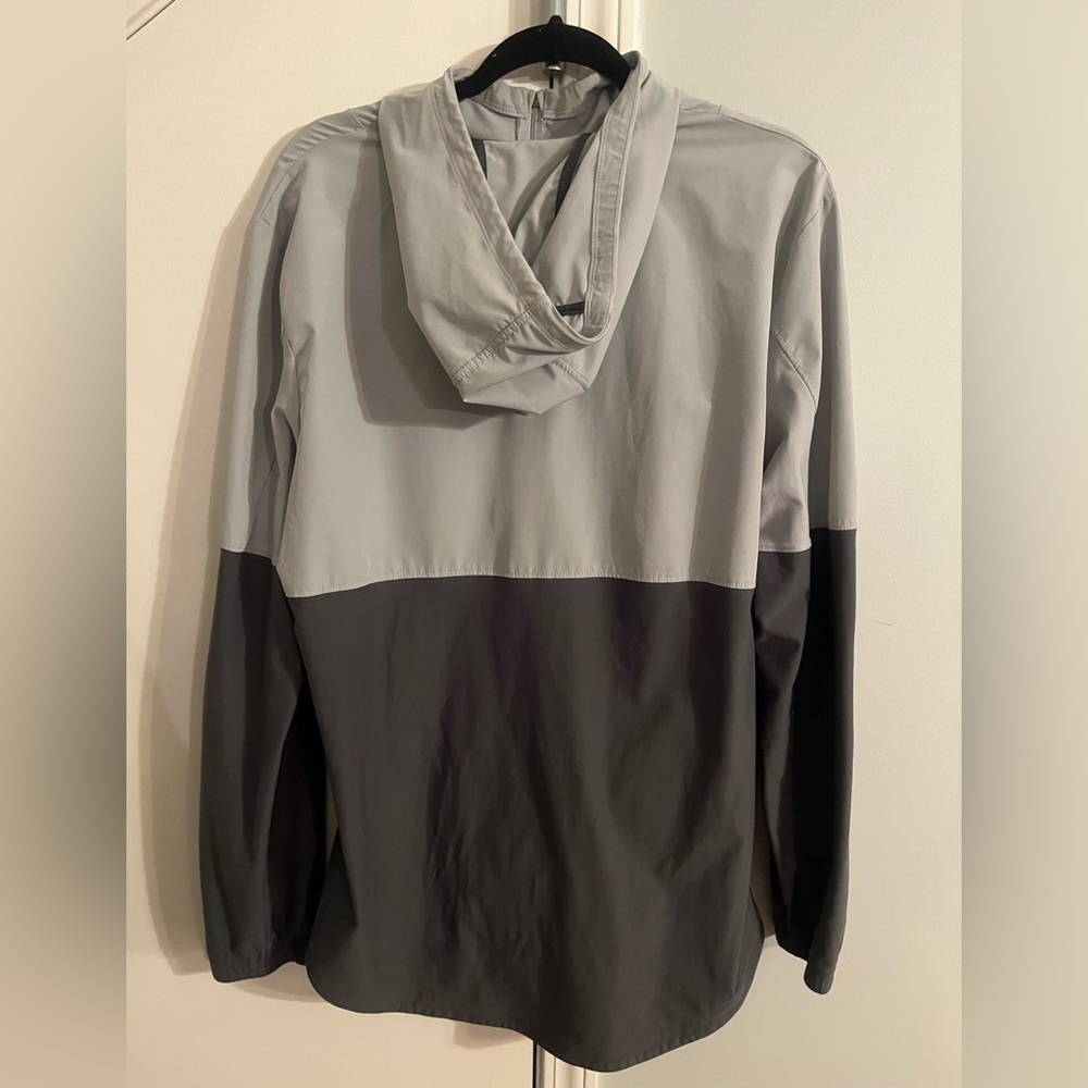 Under Armour Two-Tone Gray Pullover - image 2